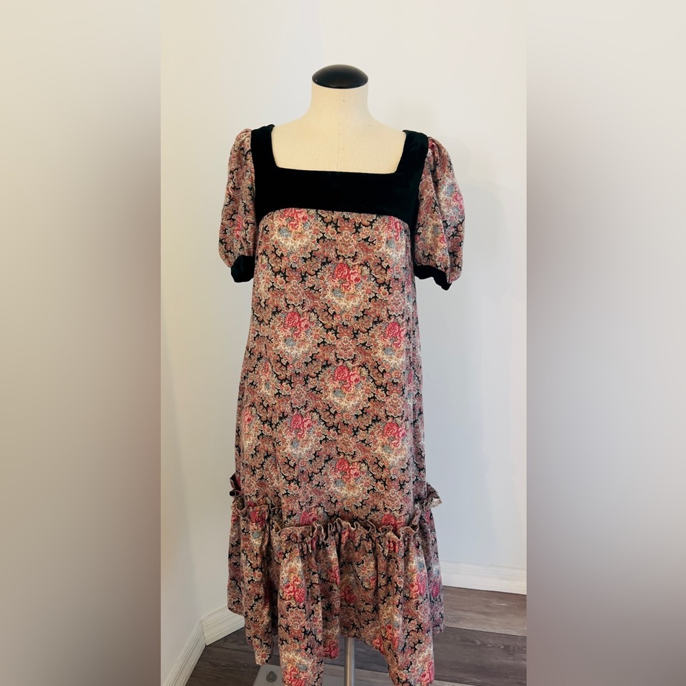 Vintage Floral Retro 1960s Style Mide Century Mod Groovy cute Floral